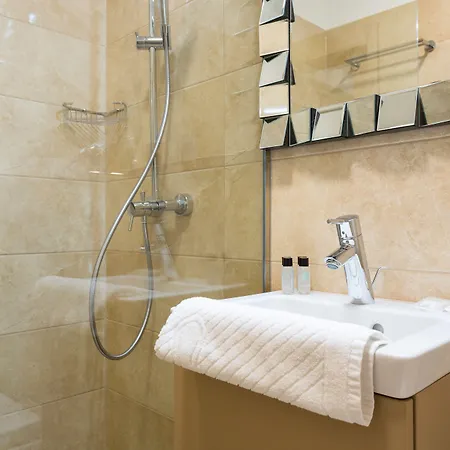 Pearl By Nono Ban Split